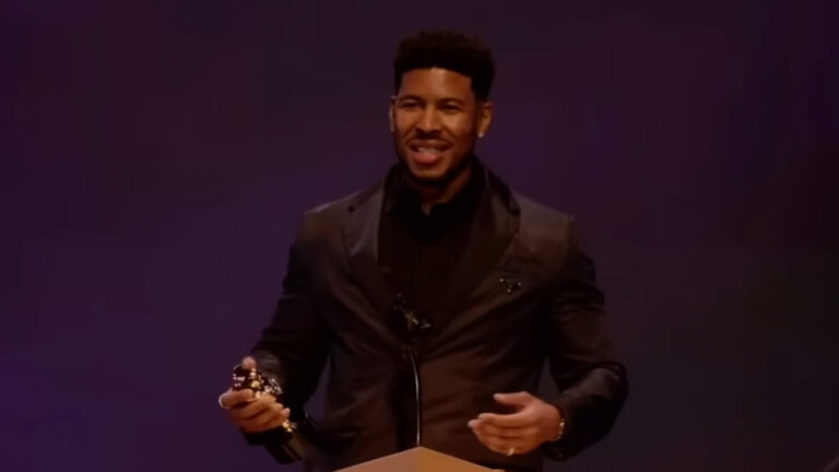 LowTierGod during Streamer Awards 2023