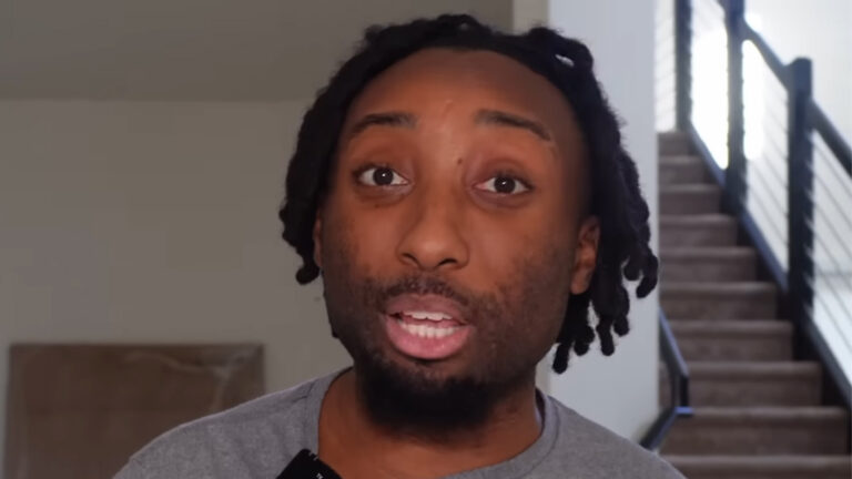 AnnoyingTV during a stream