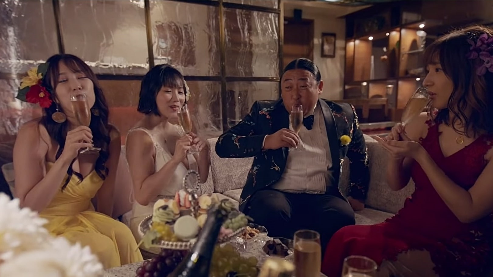 Masaru and the Minato Girls