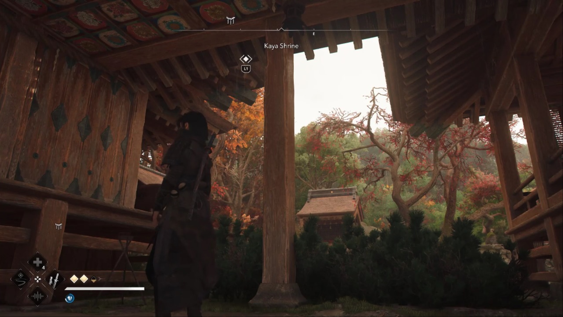 Naoe praying at the shrine (Image via Ubisoft, YouTube@Wow Quests)