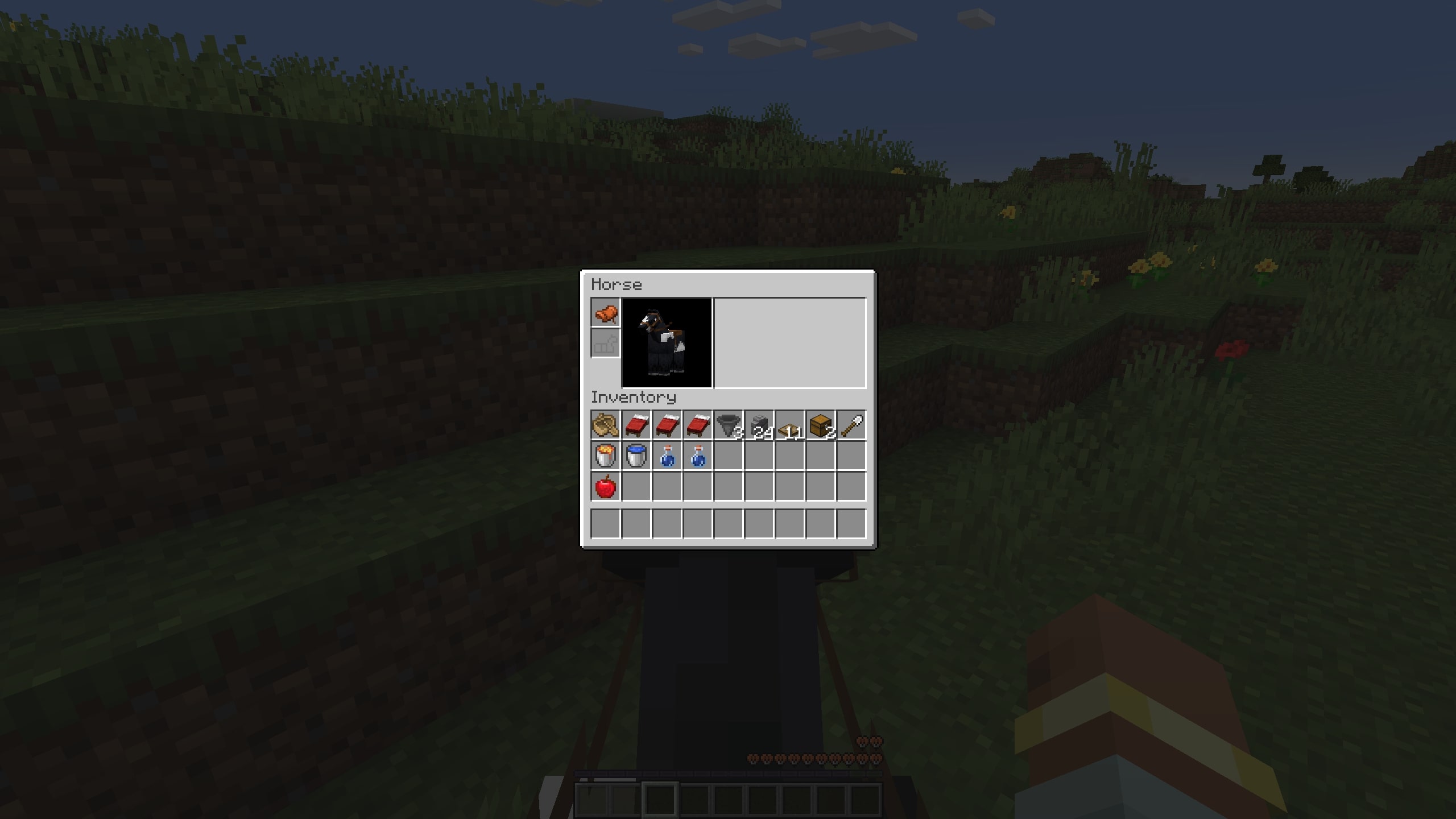 Saddle equipped on a Horse (Image via Mojang Studios)