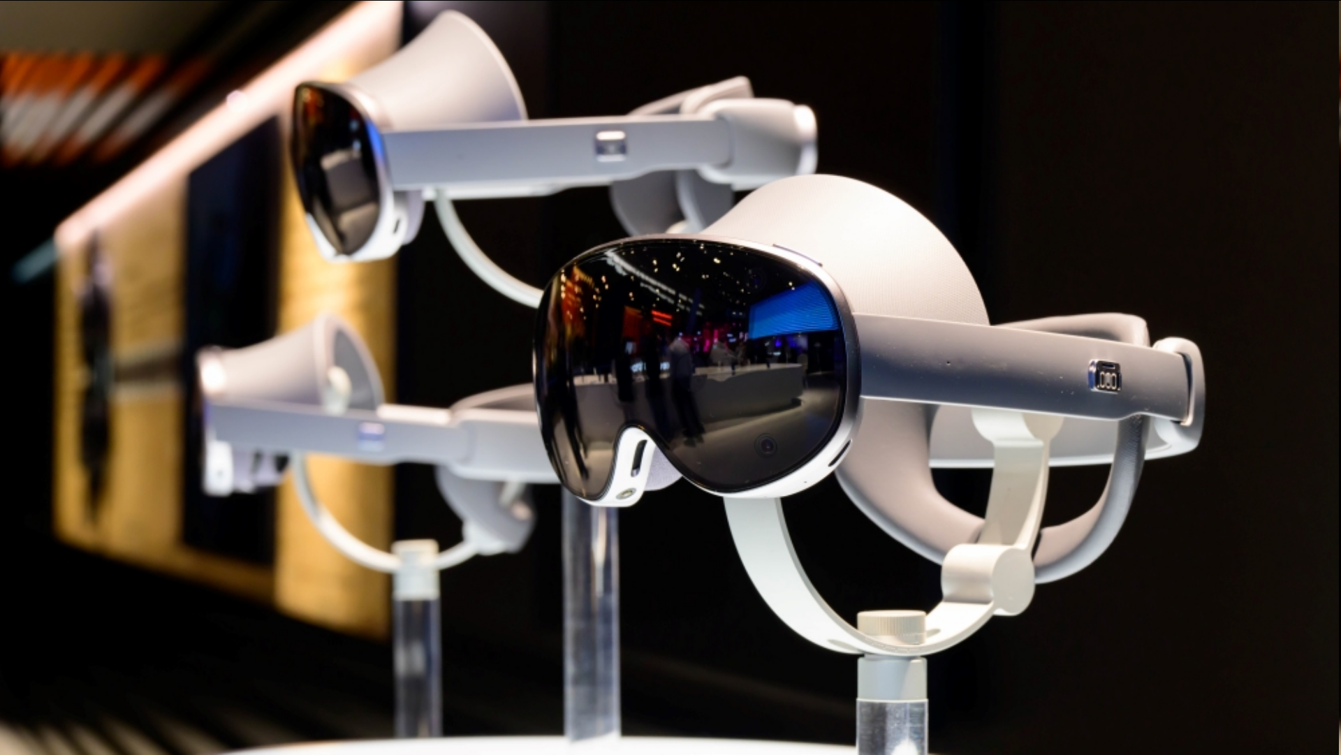 The Samsung Android XR Headset showcased during MWC 2025 (Image via Samsung)