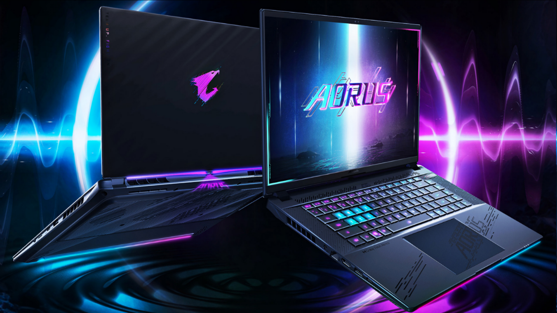 GIGABYTE AORUS Master 16 gaming laptop with OLED Screen and RTX 5080 (Image via GIGABYTE)