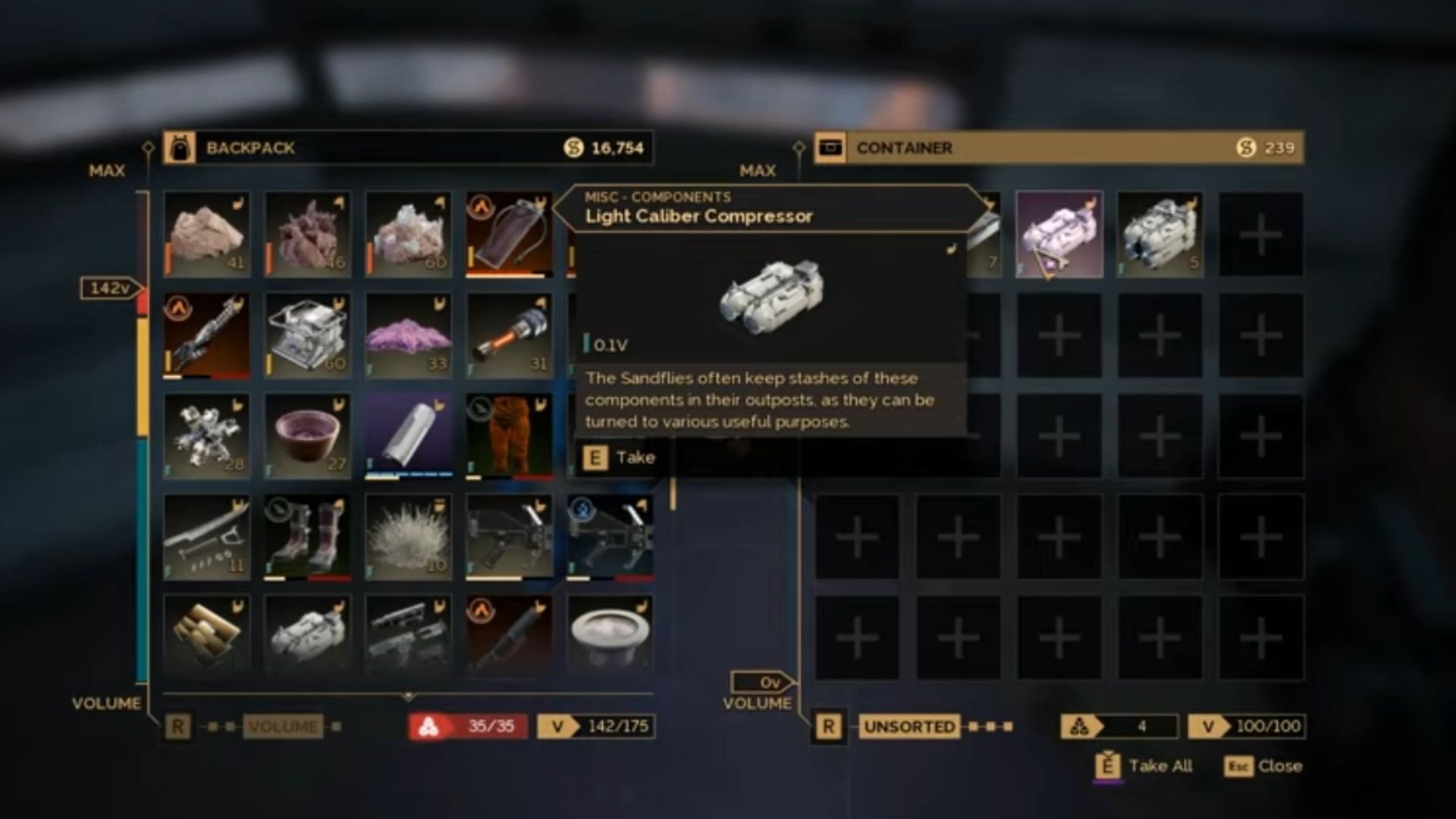 Loot the container (Source: Funcom, @HeRo2u2/YouTube)