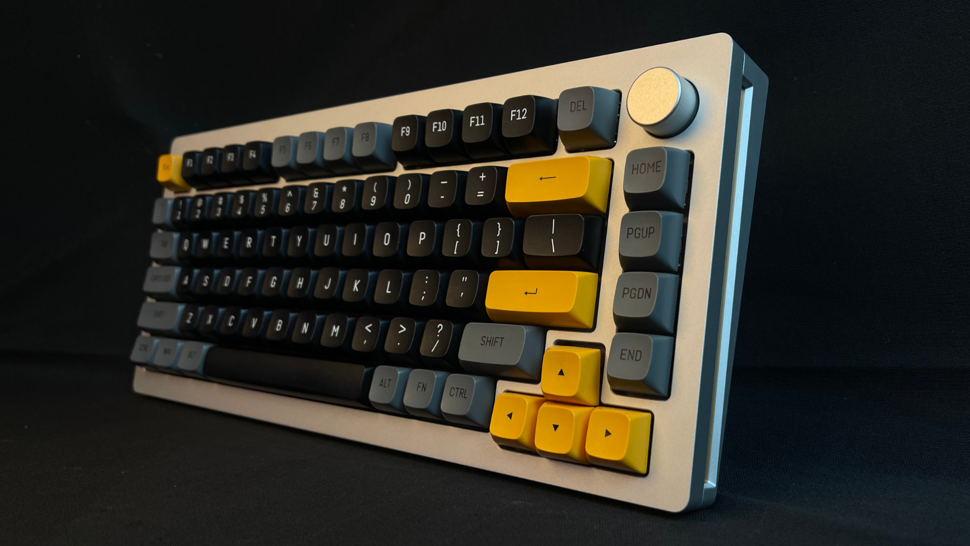 Monsgeek’s M1 series delivers a sturdy aluminum case and gasket-mounted comfort at a surprisingly accessible price point.