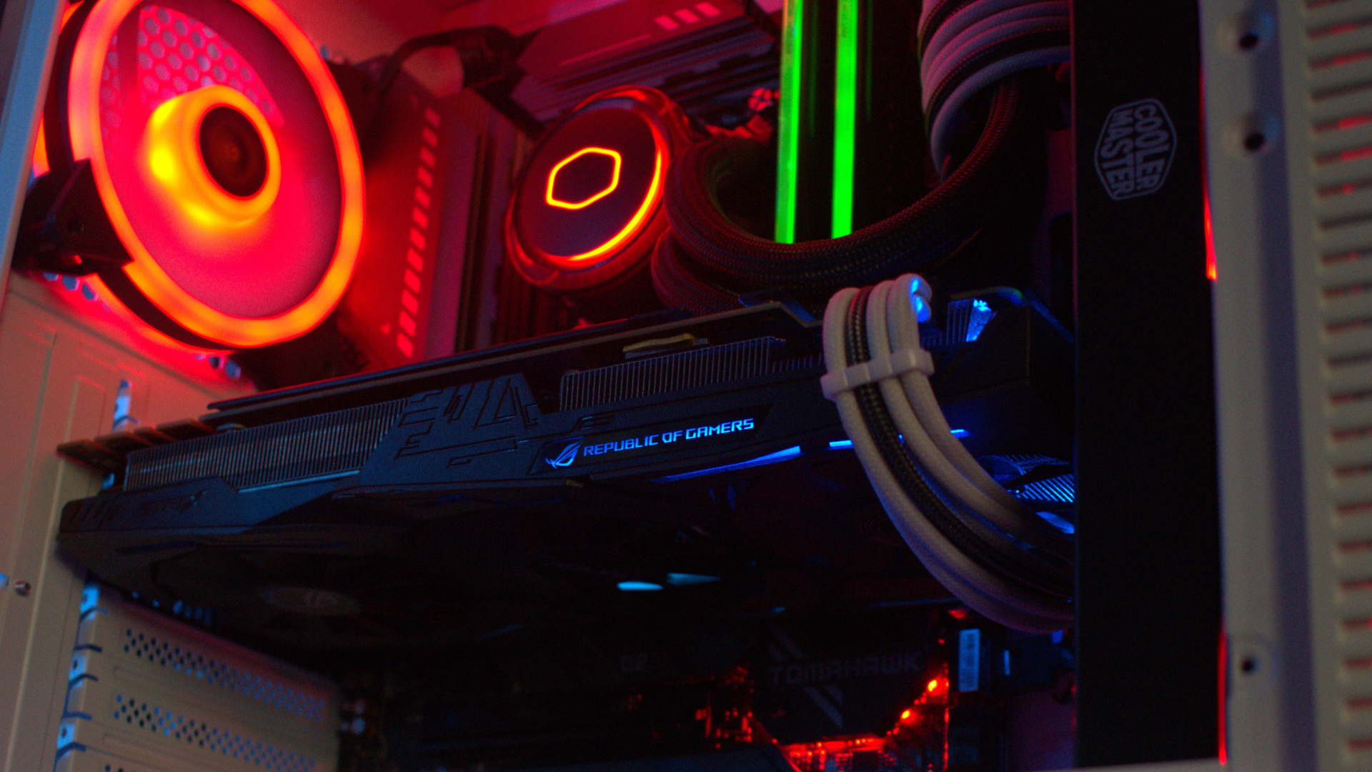 In compact cases horizontal mounting is still your best bet