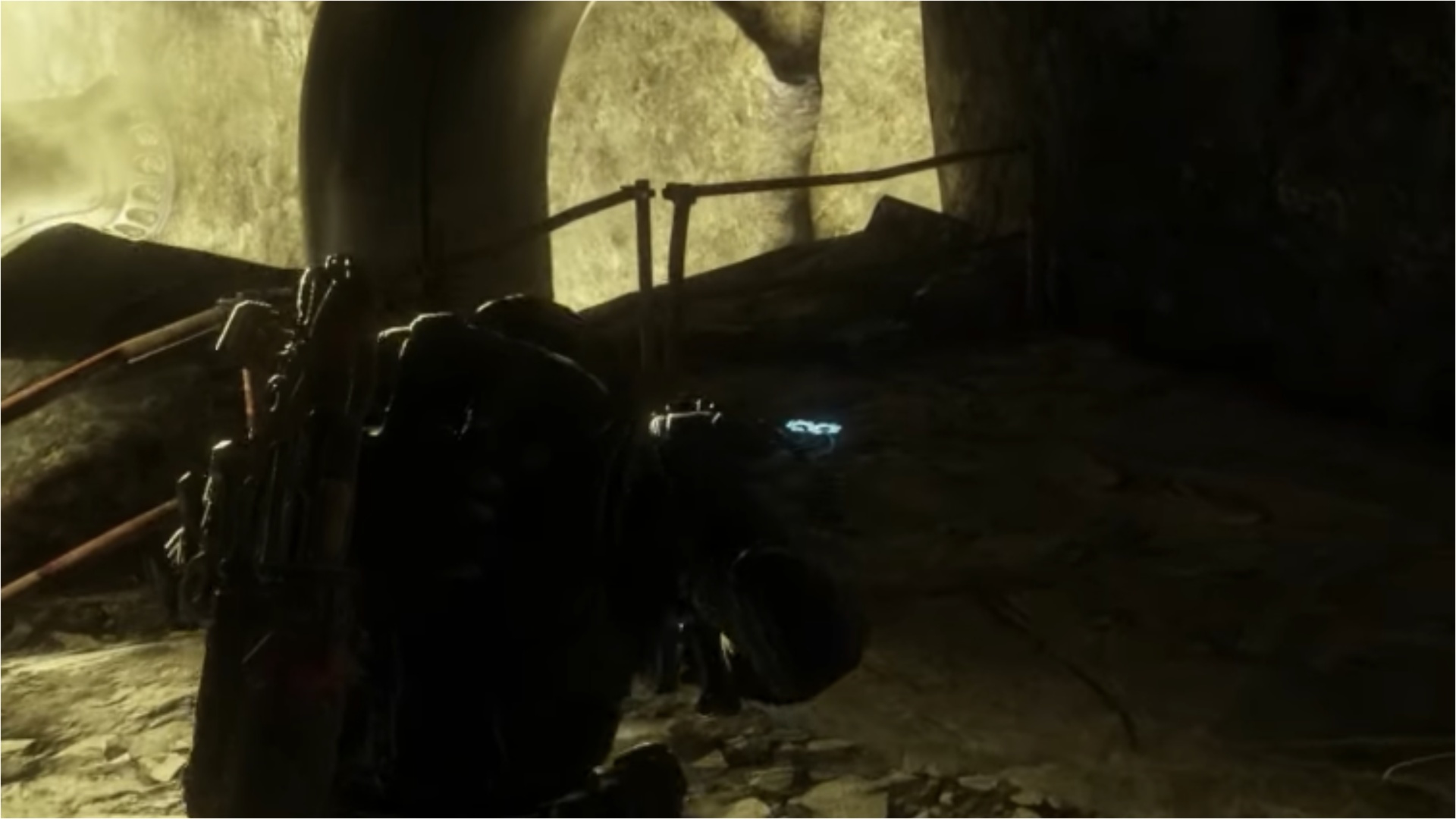 You will find a COG tag near the rails (Image via Xbox Game Studios)