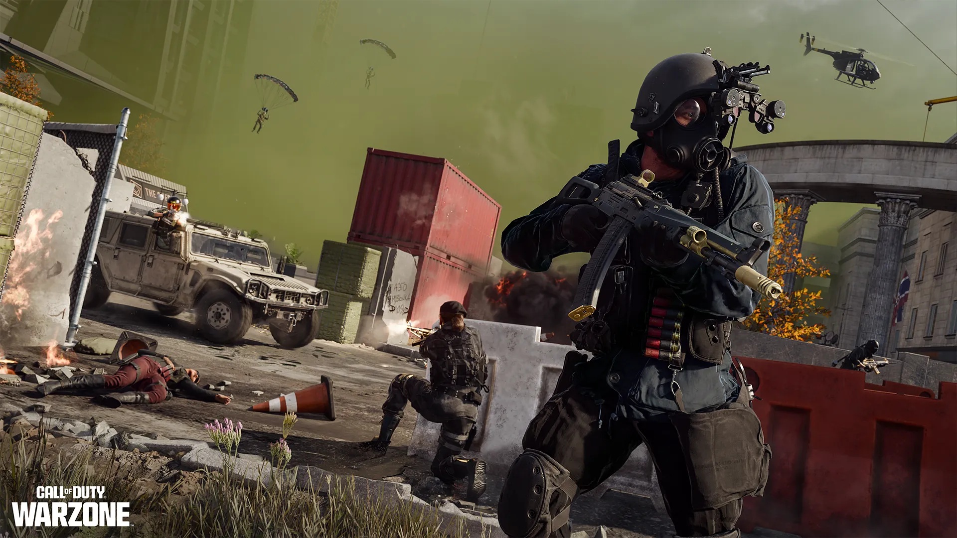 An Operator with a rifle in the Deadline LTM in Warzone Season 5 Reloaded