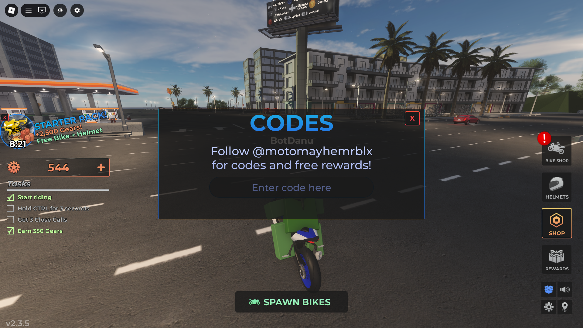 Redeeming codes for free gears (Image via Roblox Corporation)