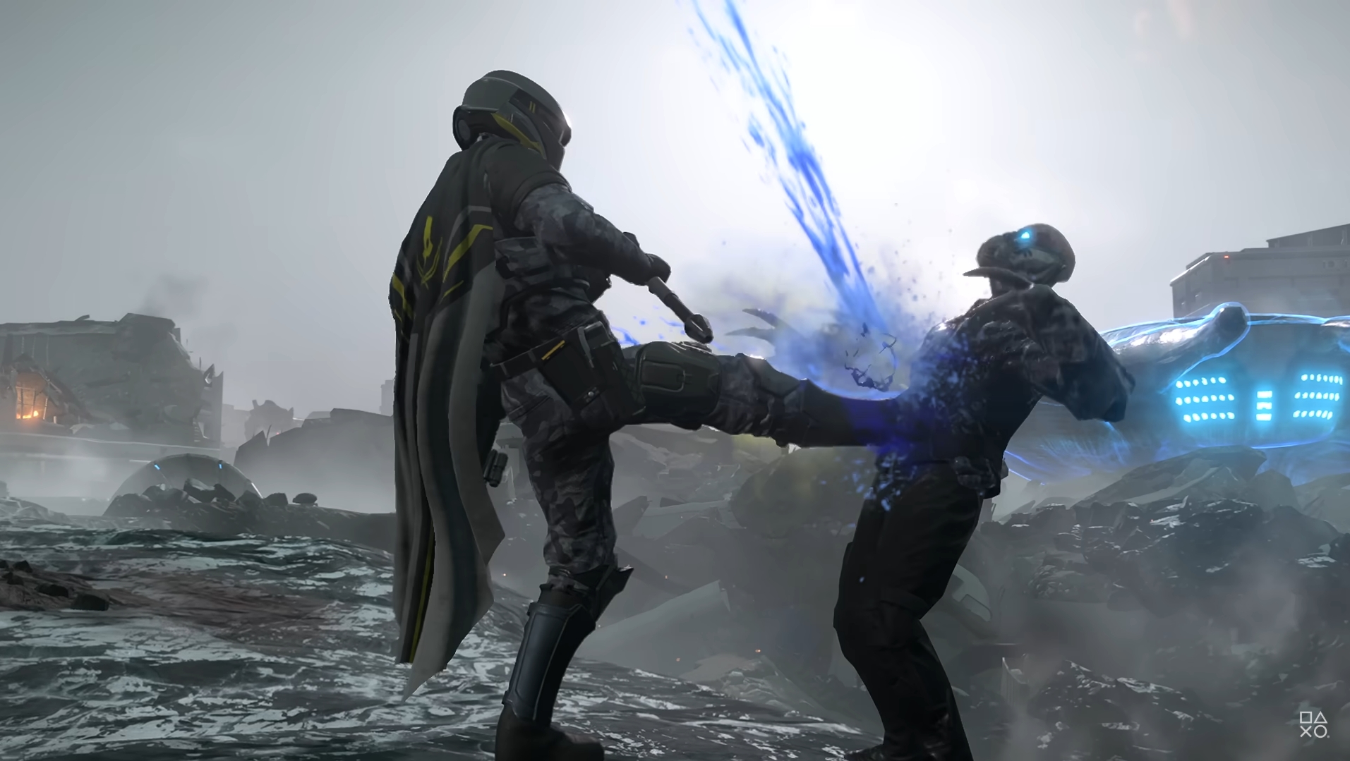 Melee weapons in Helldivers 2