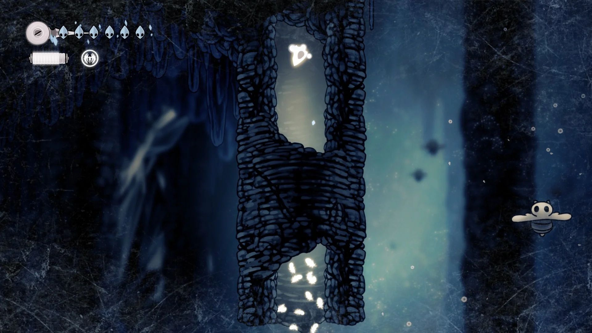 Mask Shard 11 on Mount Fay (Image via Team Cherry)