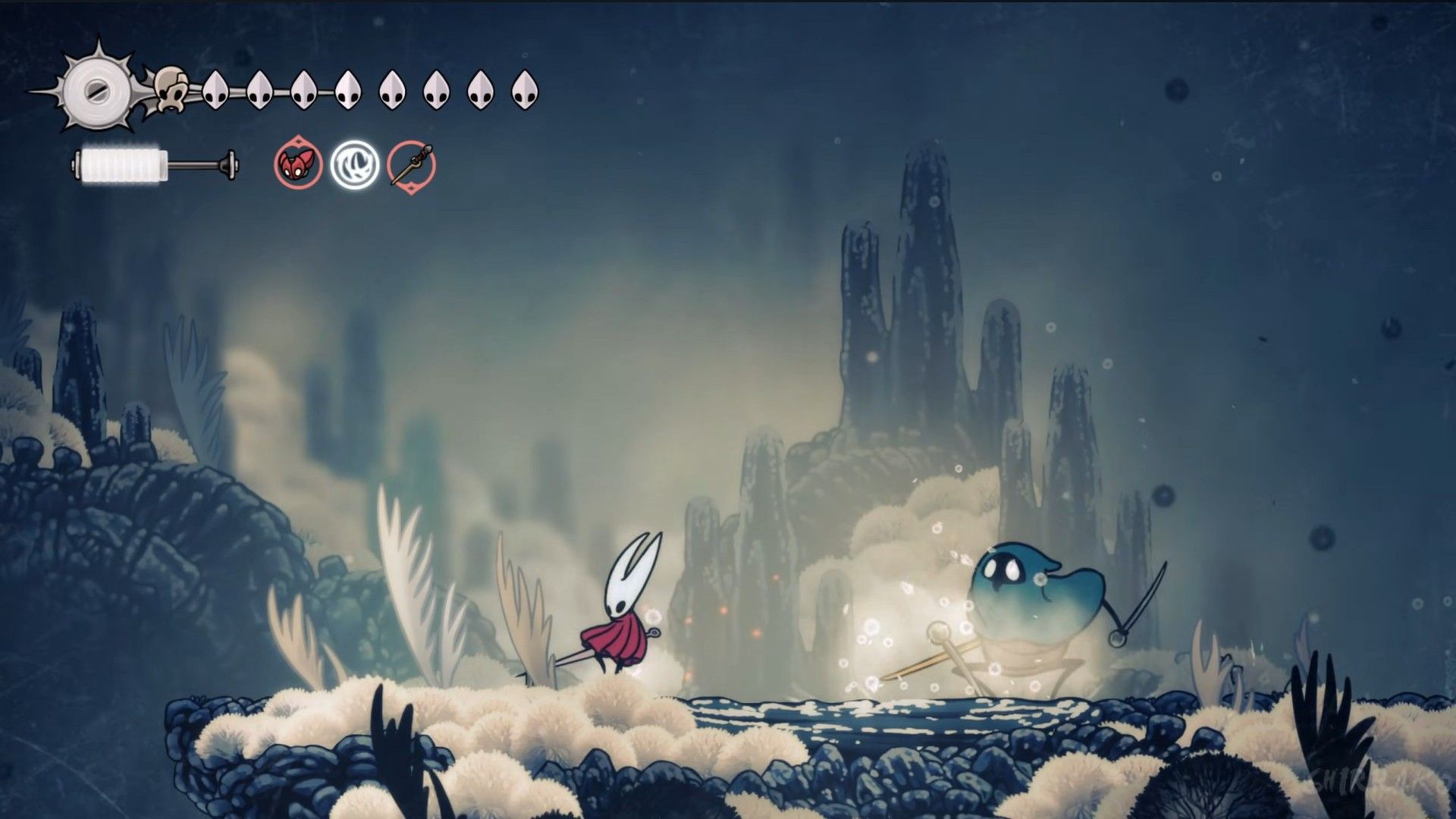 This boss will not go down without a fight (Image via Team Cherry/YouTube @Shirrako)