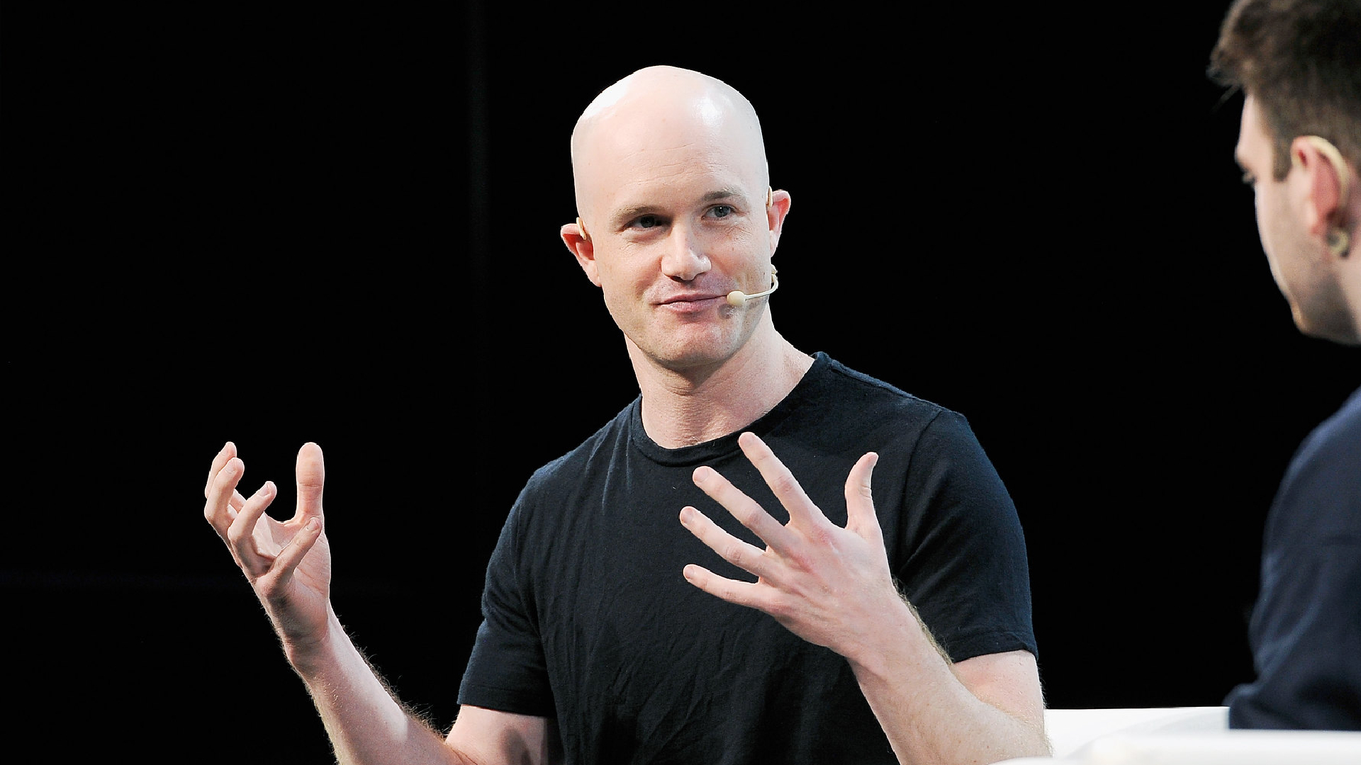 Coinbase CEO Brian Armstrong does not think charitable foundations do net good for society (Image via TechCrunch_Flickr)