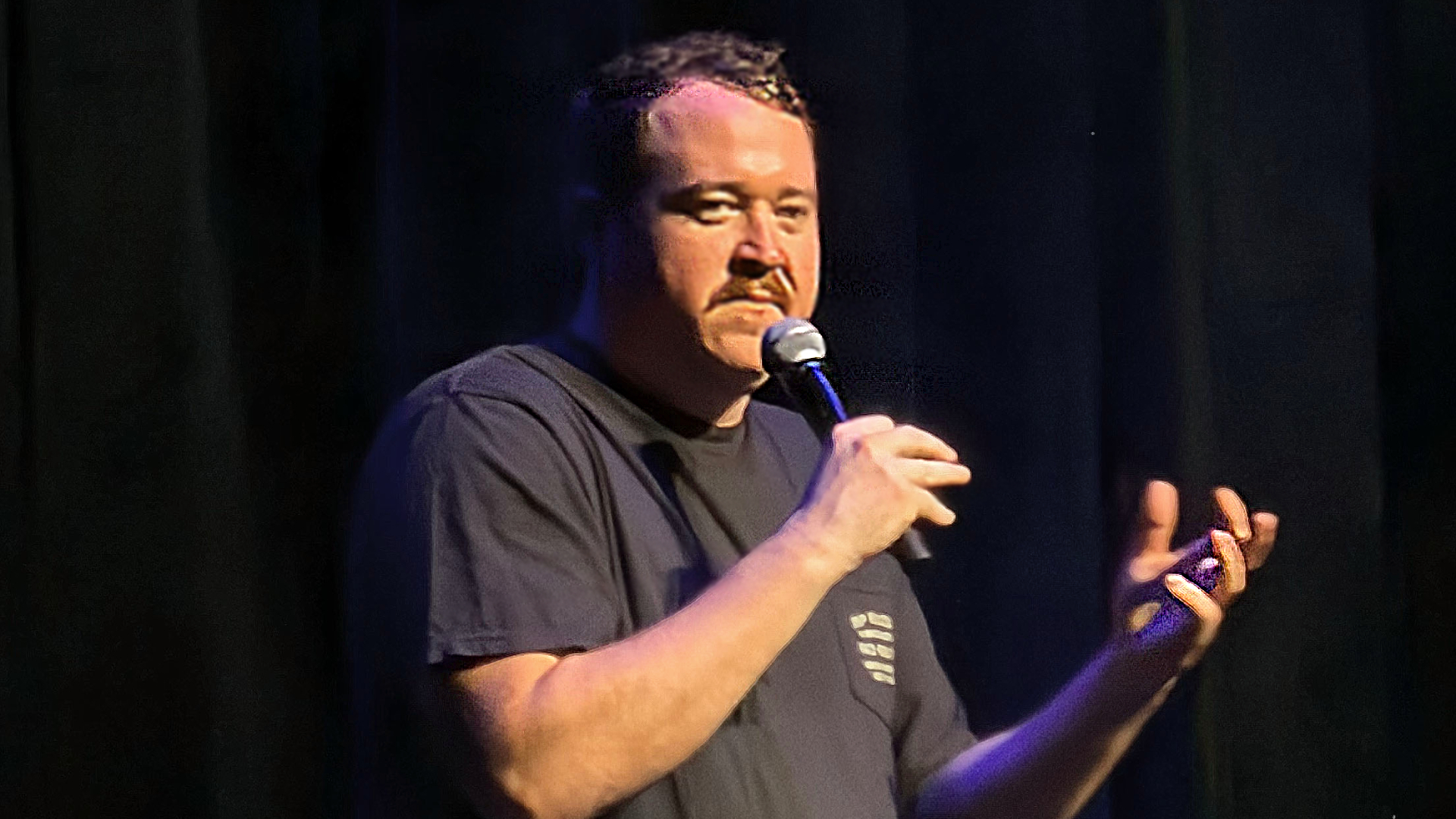 Gillis' controversial monologue at SNL (Image via Wikimedia Commons/Quintin Soloviev)
