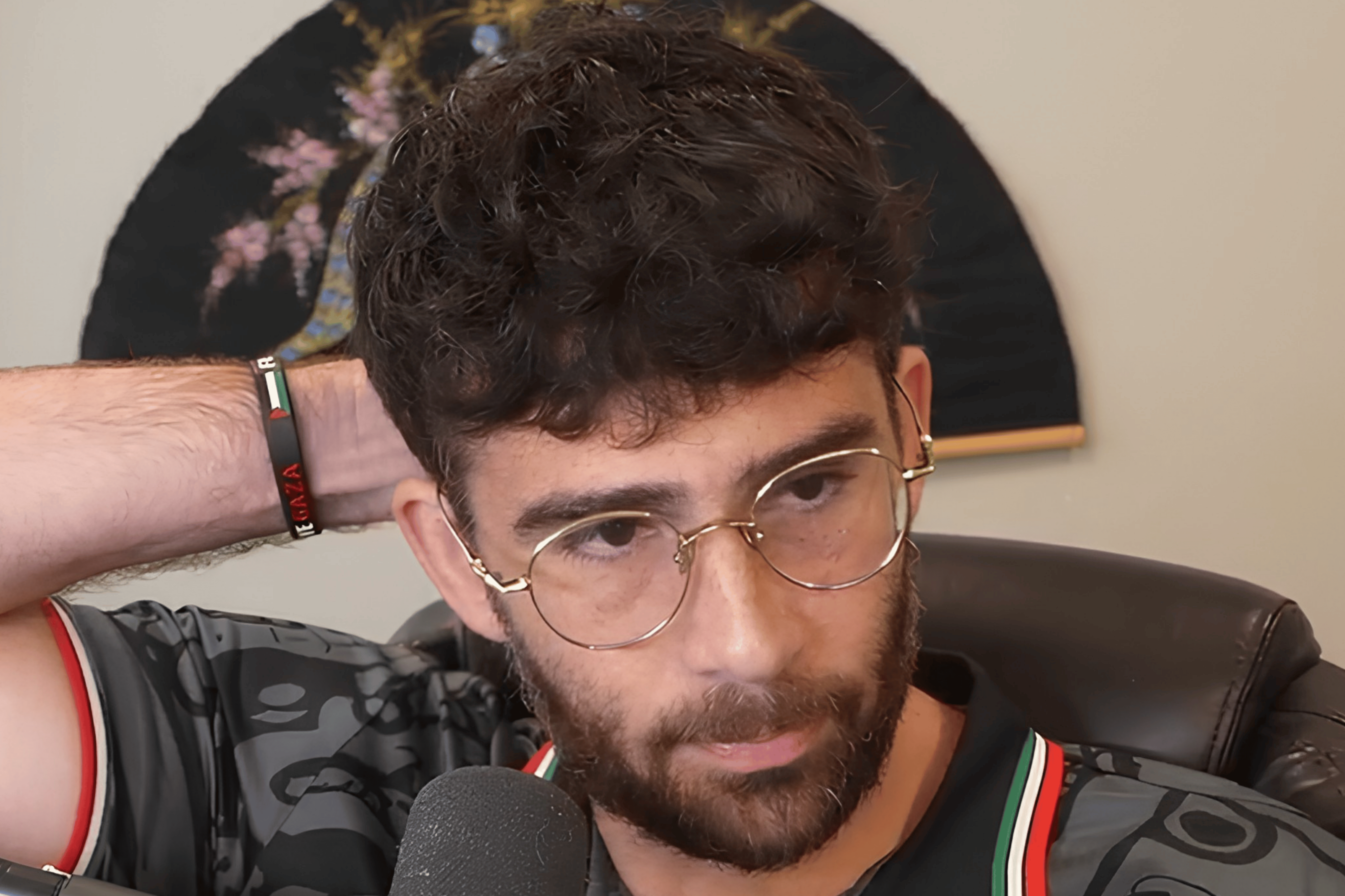 On August 21, 2026, political streamer Hasan Piker was booed by audience members during a performance at San Francisco's Golden Gate Theatre.