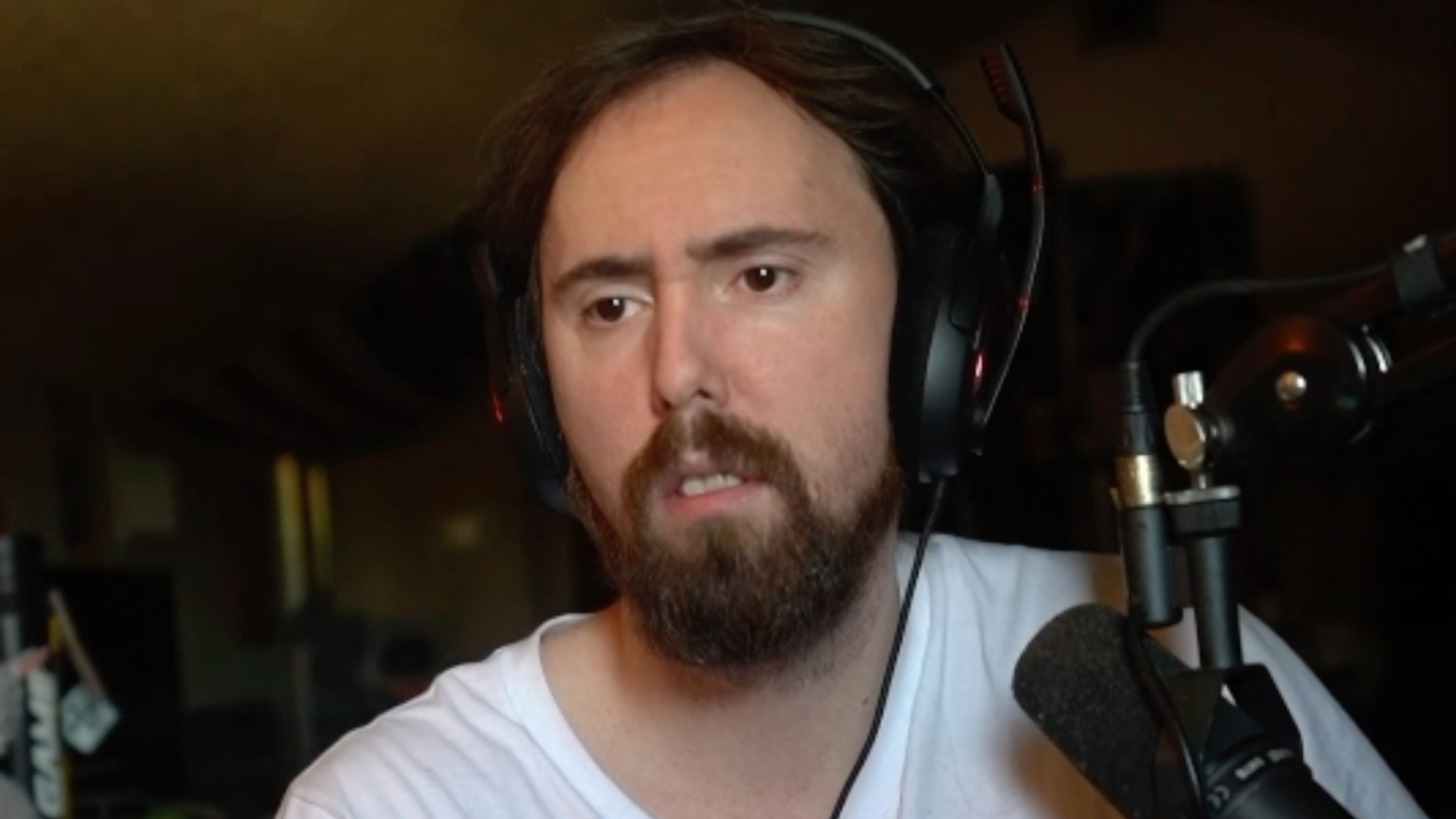 Asmongold during his most recent Twitch stream