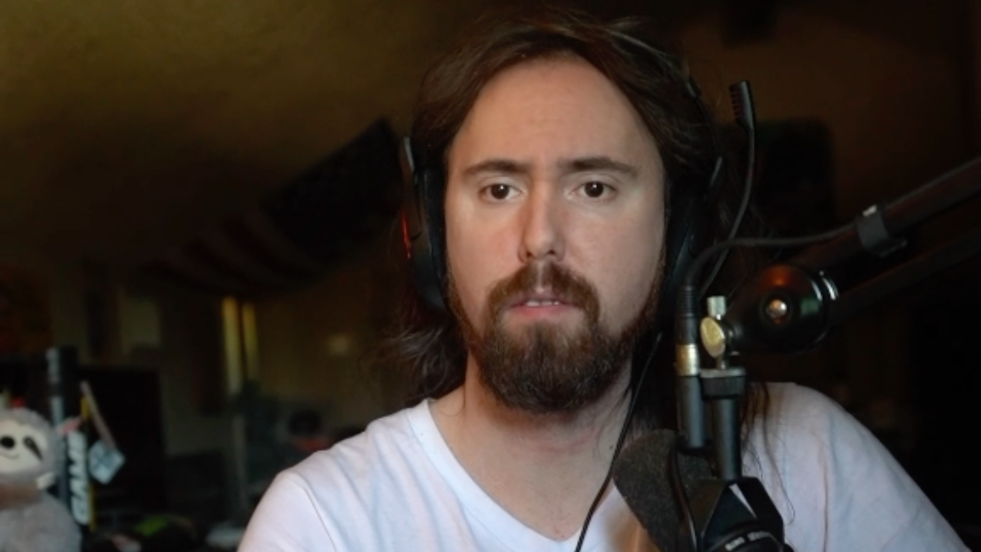 Asmongold during his most recent Twitch livestream