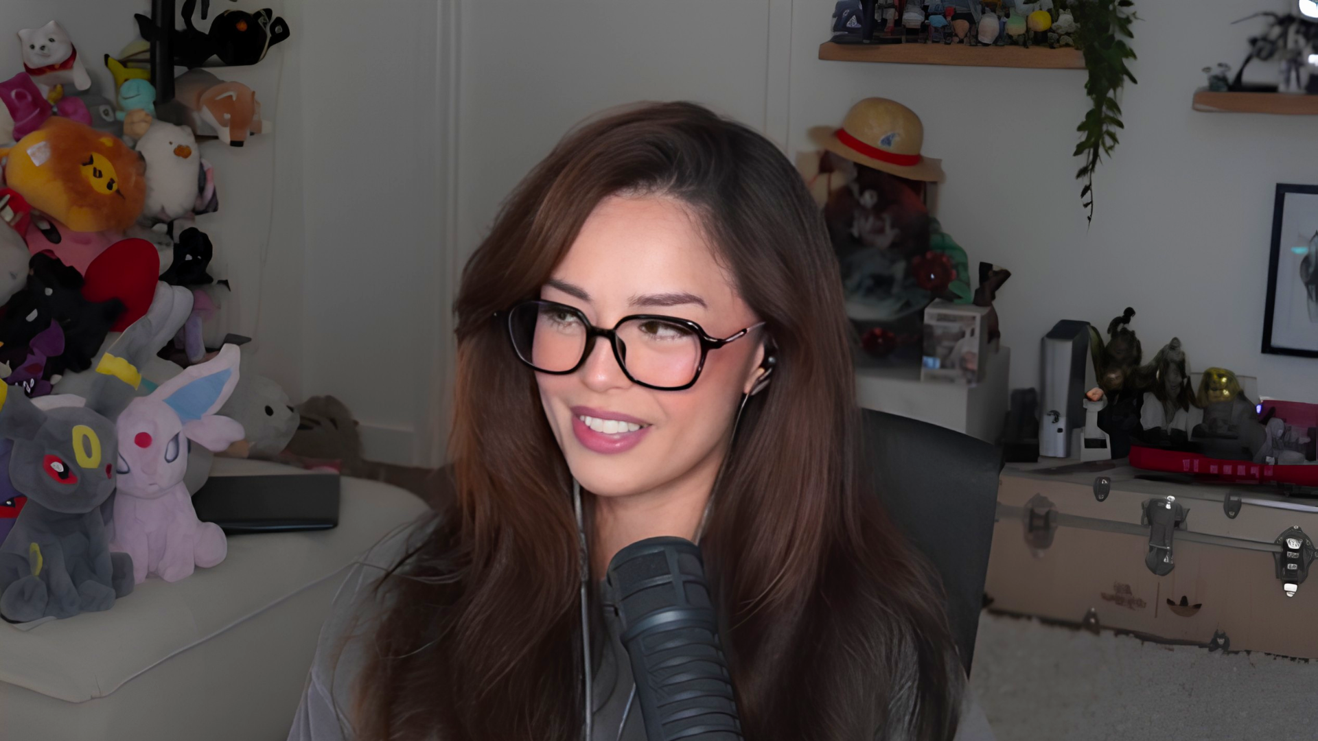 Valkyrae responds to AI allegations surrounding her YouTube thumbnails (Image via Valkyrae/ Twitch)