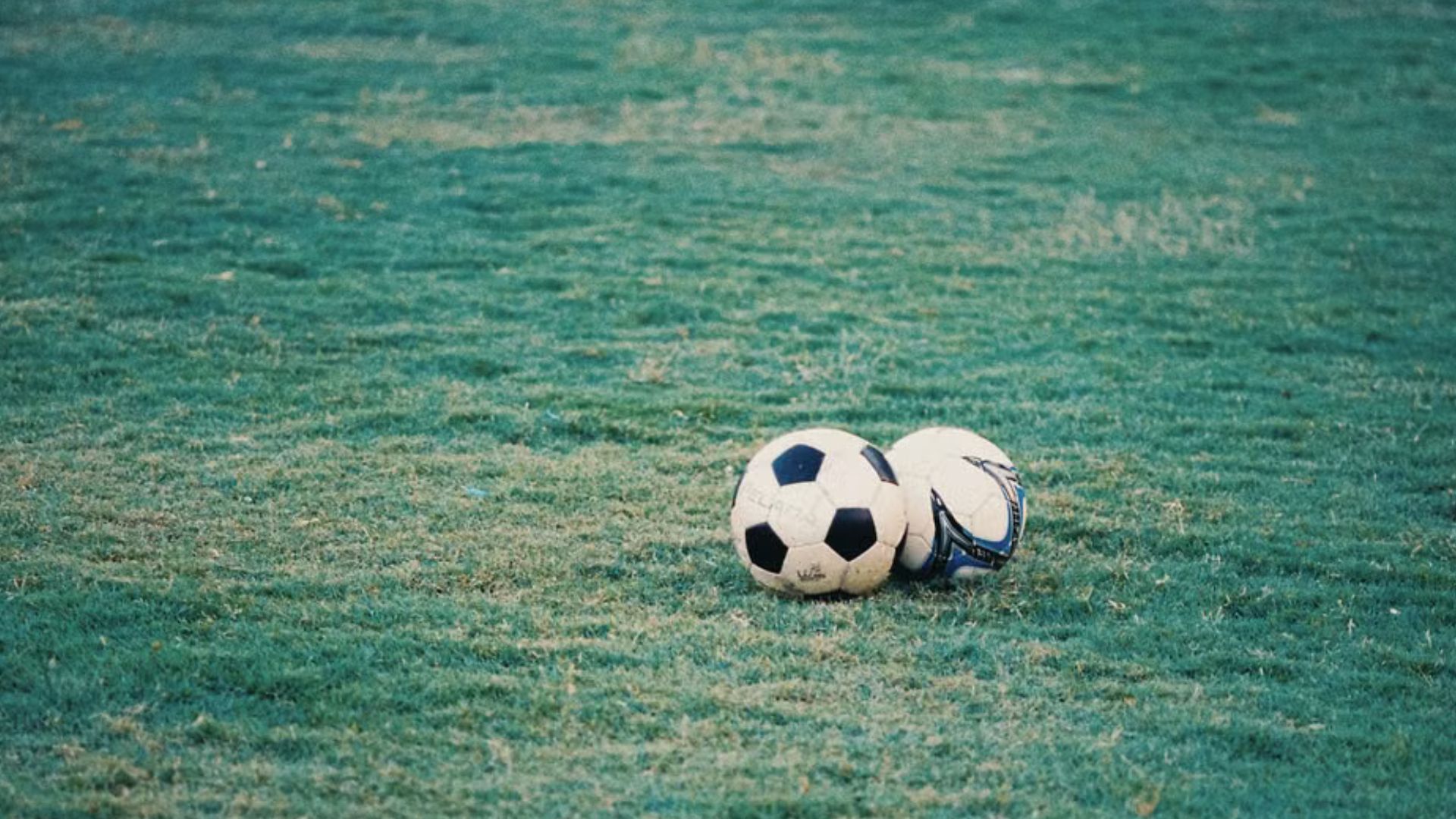 The 24-year-old soccer player was struck by lightning (Source: Ân Văn Trịnh Thiên/Pexels)