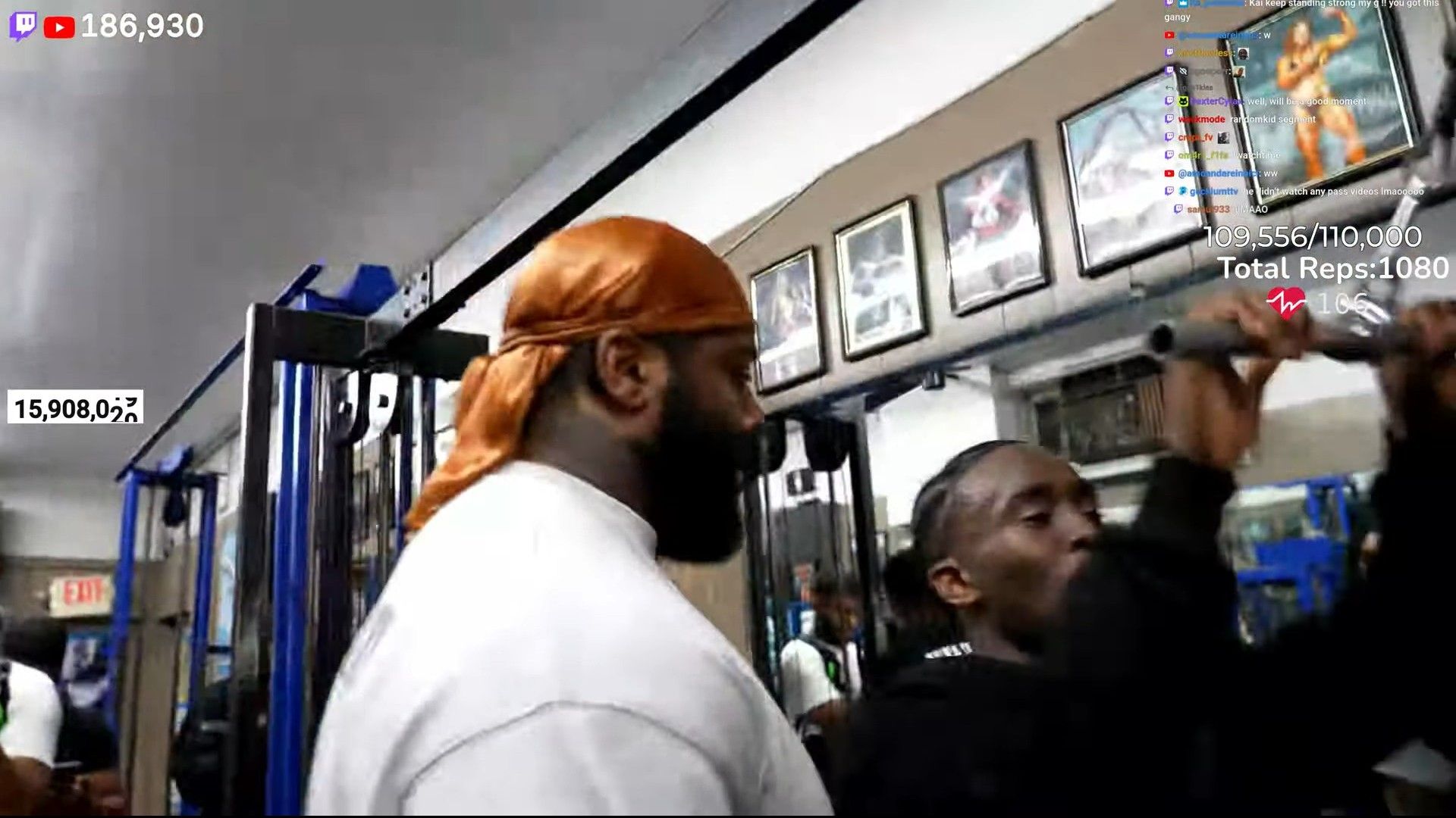 Unc had to make sure he got the streamer's attention (Image via YouTube/Kai Cenat Live)
