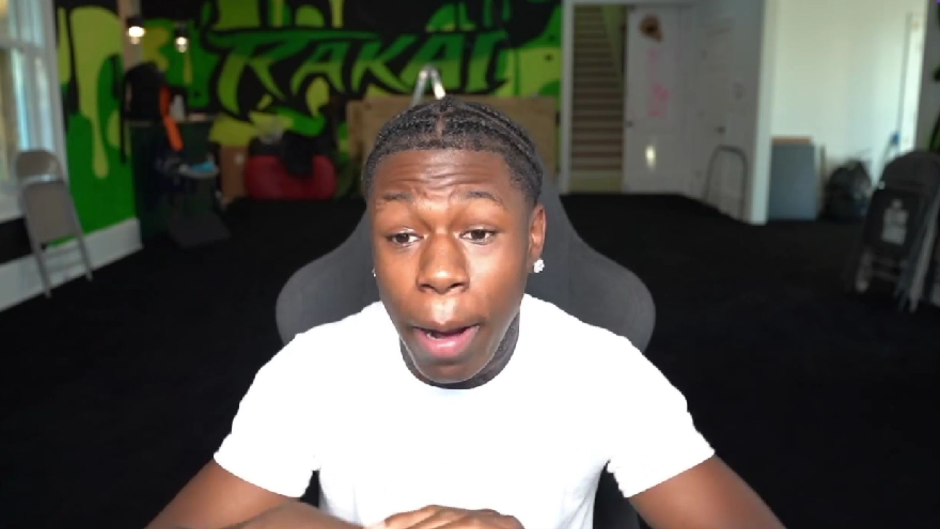 RaKai denies racism allegations after his White Chicks cosplay (Image via Twitch/@2xrakai)