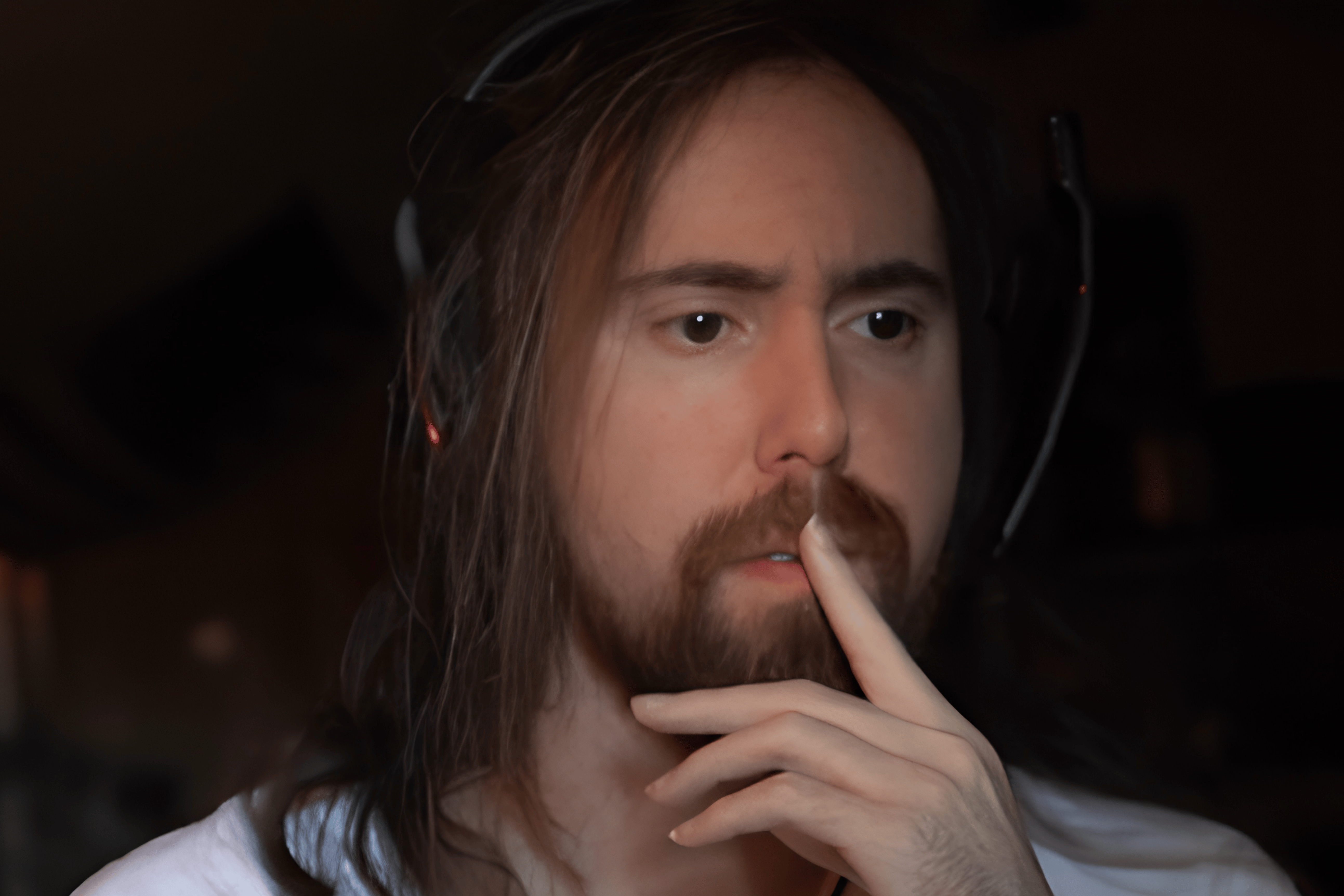 Popular streamer Asmongold faces backlash after claiming ad blocker use is "undeniably unethical behavior."