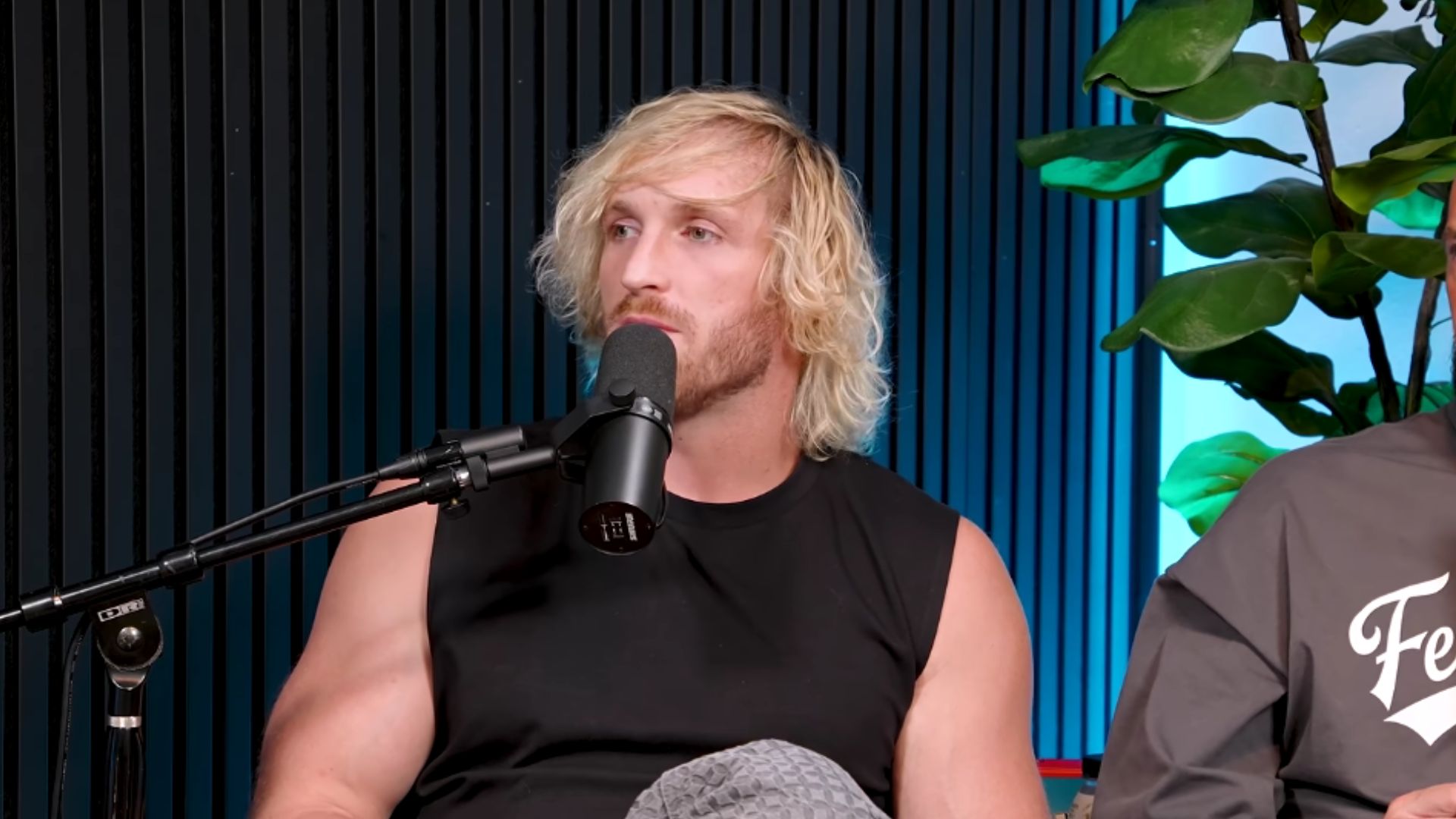 Crawford explains homosexuality to Paul (Image via YouTube/@Impaulsive)