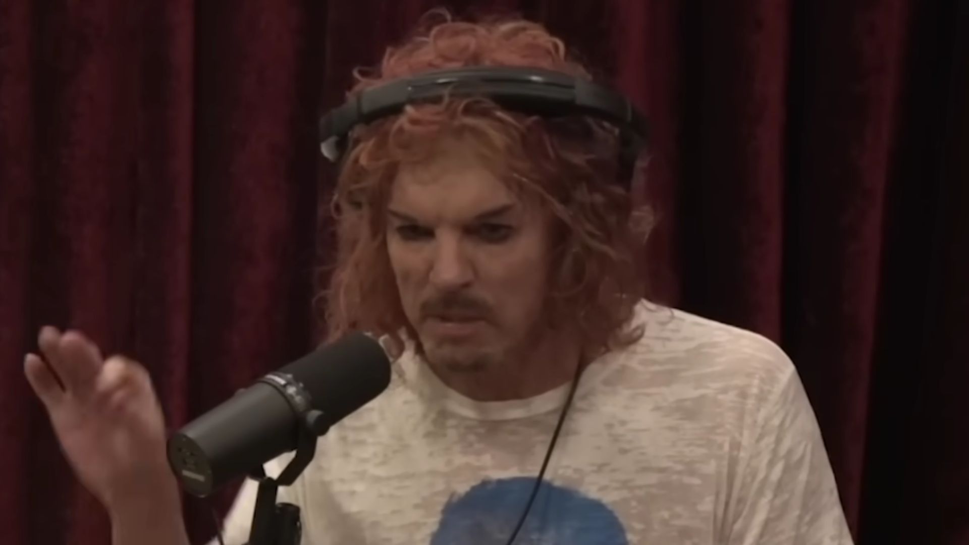 When Carrot Top spoke about youth bullying (Image via YouTube/@joerogan)