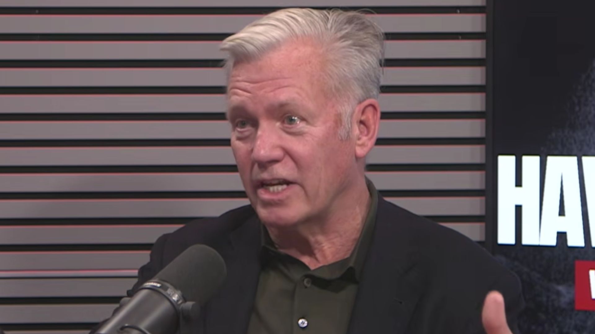 Hansen reviews Primetime (Image via YouTube/@ChrisHansen)