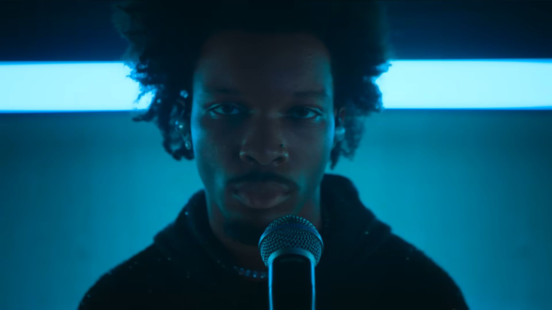 The singer will be working with a public defender moving forward (Image via YouTube/d4vd)
