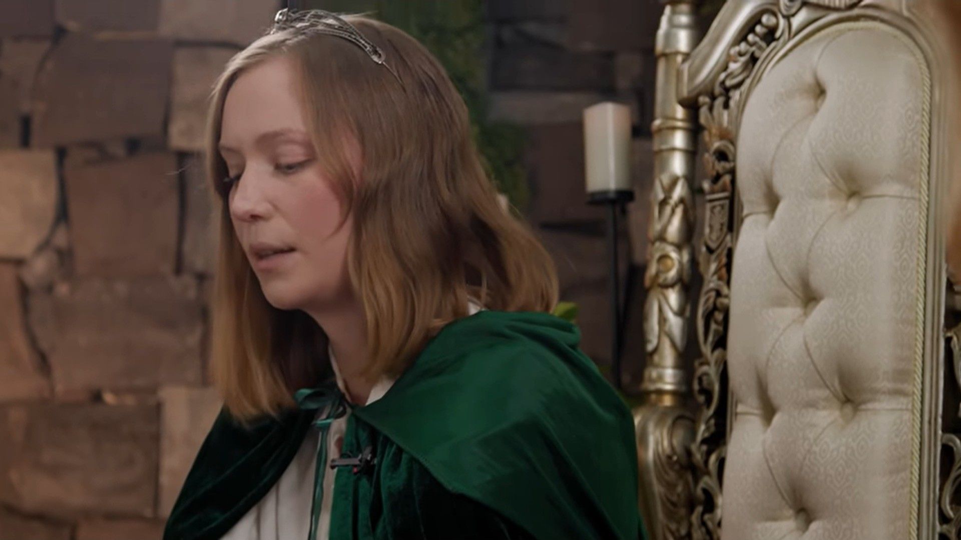 The actress was vocal about her opinions surrounding the Prime Minister of Israel (Image via YouTube/Royal Court)