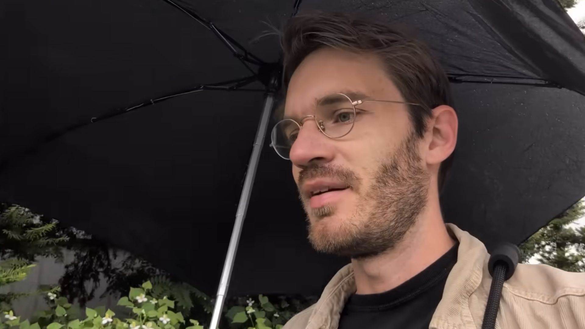 PewDiePie's recent vlog (Image via YouTube/@PewDiePie)