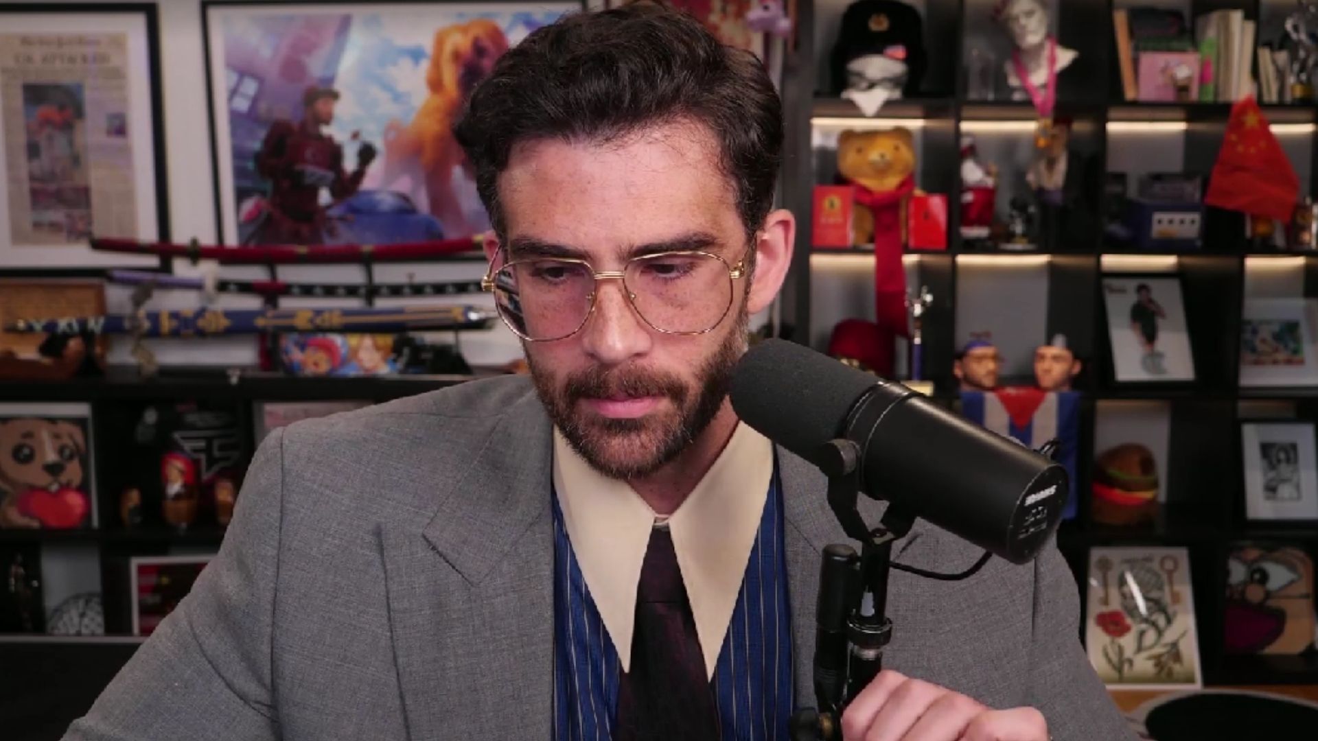 Piker talks about Harris' campaign (Image via Twitch/@hasanabi)