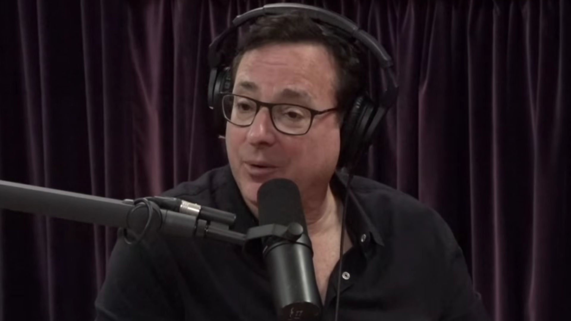 Saget's co-star reminisces their time during Full House (Image via YouTube/@joerogan)